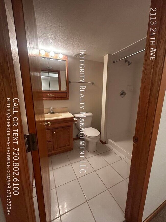 Building Photo - 2113 24th Ave