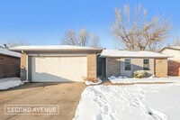 Building Photo - 2621 SW 103rd St