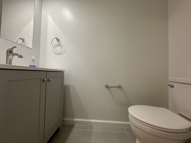 Building Photo - Townhouse with Woods Views and Community Amenities in Centreville