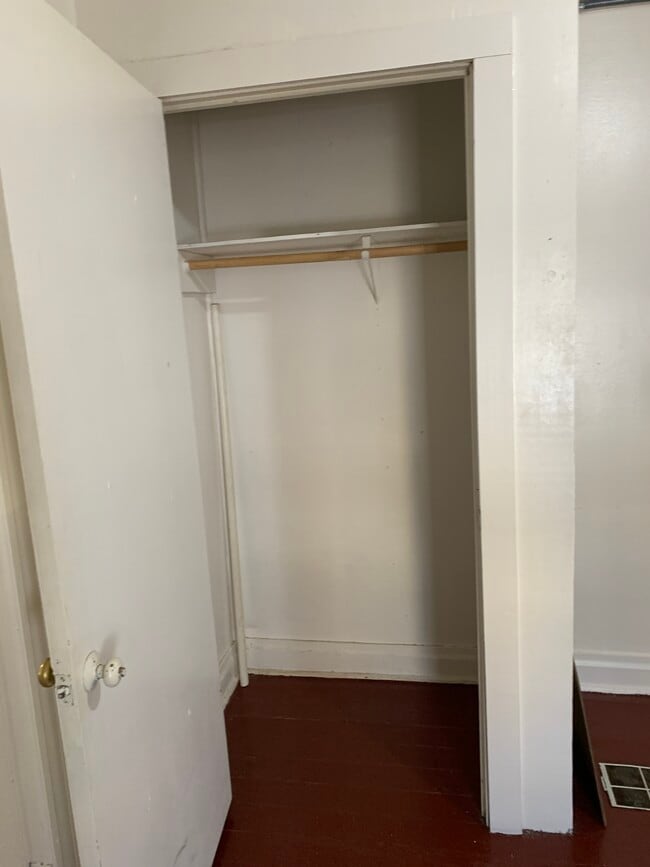 Building Photo - 1515 Poole Rd