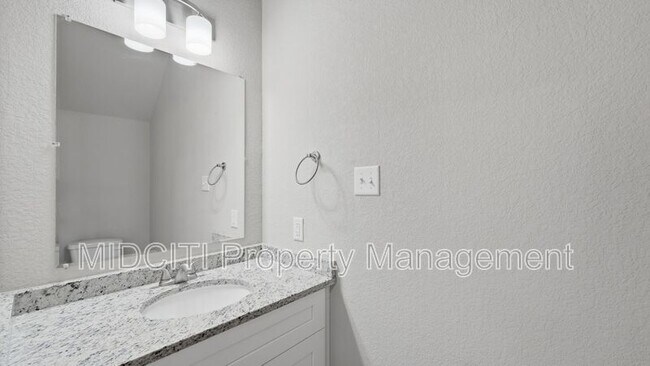 Building Photo - 7210 John Palmer Dr