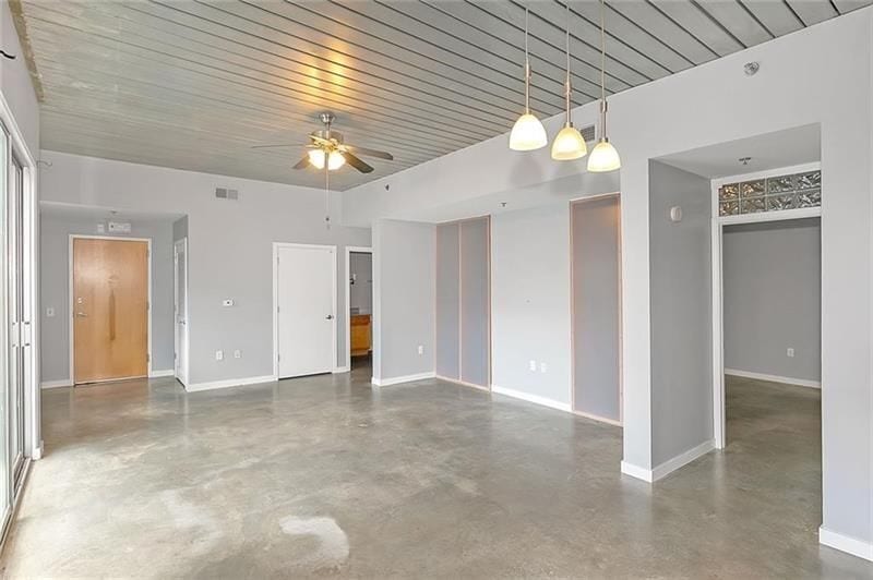 Building Photo - 620 Glen Iris Dr NE
