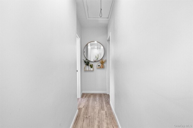 Building Photo - 78 Maple Ave