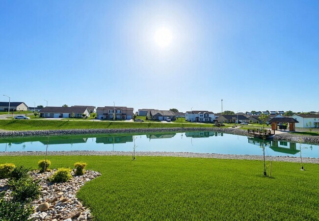 Building Photo - 115 Pinnacle Pl