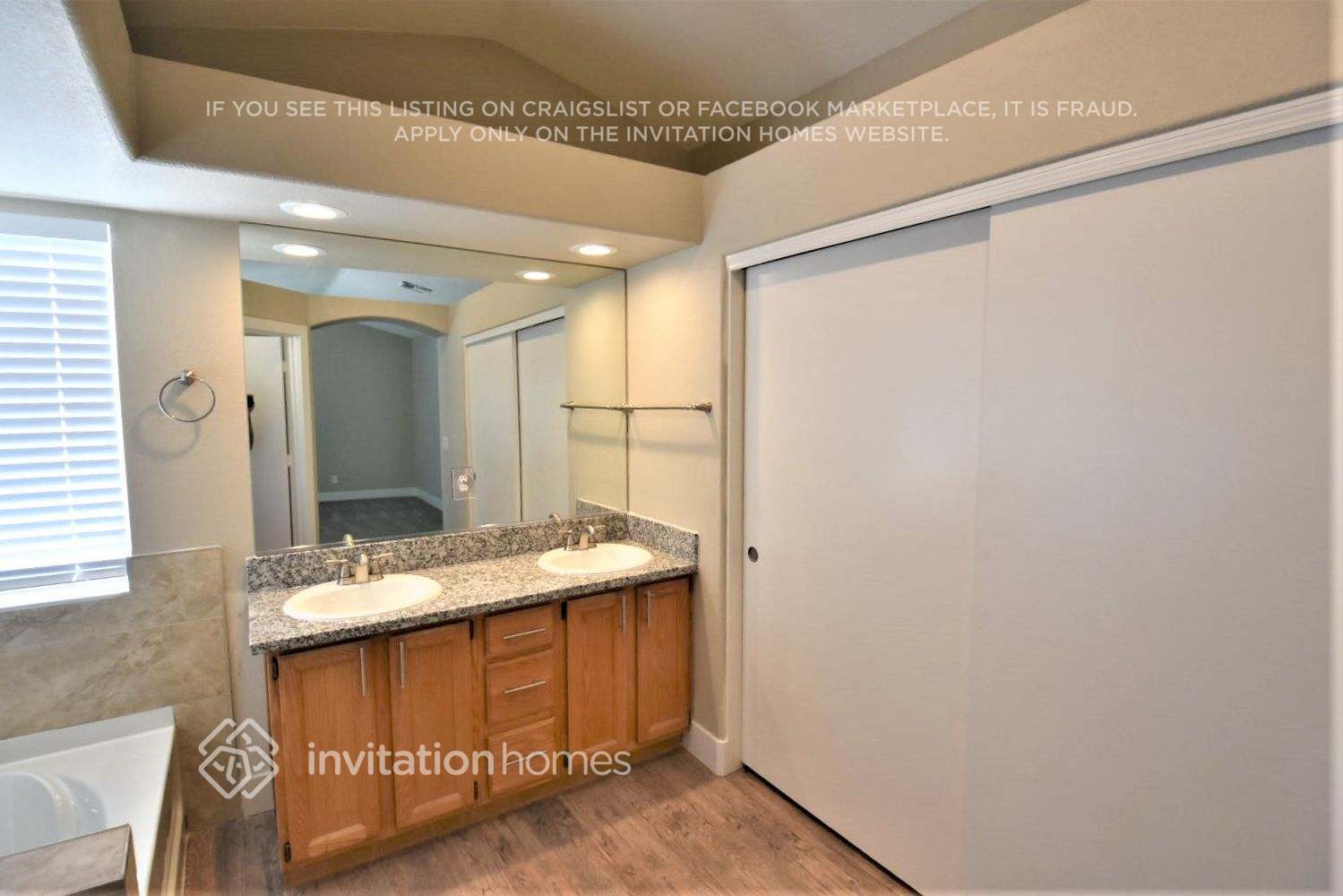 Building Photo - 72 Sea Holly Way