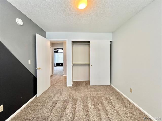 Building Photo - 12265 Deerfield Way