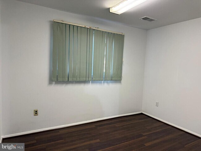 Building Photo - 4402 Sellman Rd