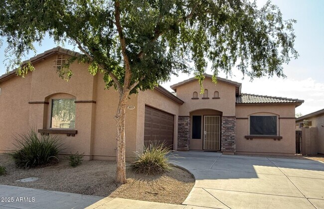 Primary Photo - 1057 S Sacramento Pl