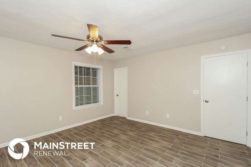 Building Photo - 432 Wesley Park Dr