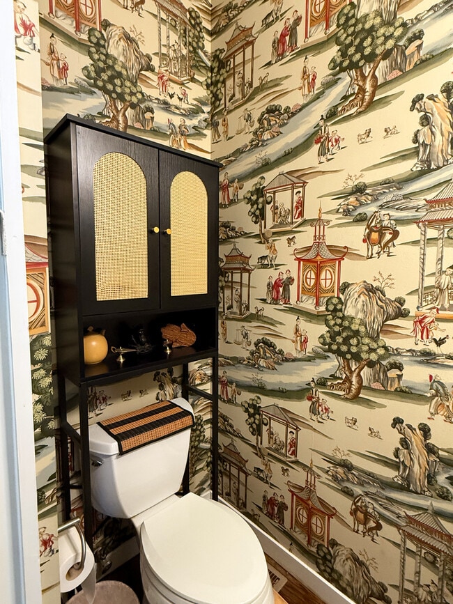 Building Photo - 943 W Huron St