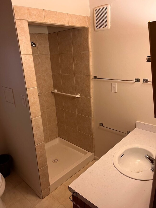 Building Photo - 601 Camino Rancheros