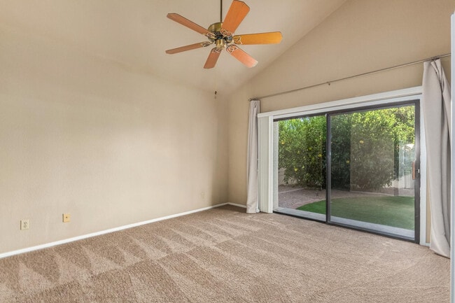 Building Photo - 10060 E San Bernardo Dr