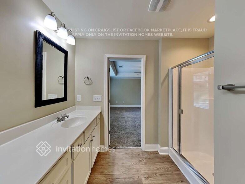Building Photo - 76 White Trillium Dr
