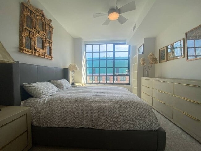 Building Photo - One of the Newest and Most Desirable Locations On the Wharf! Fully Furnished 1 Bed at the VIO! Av...