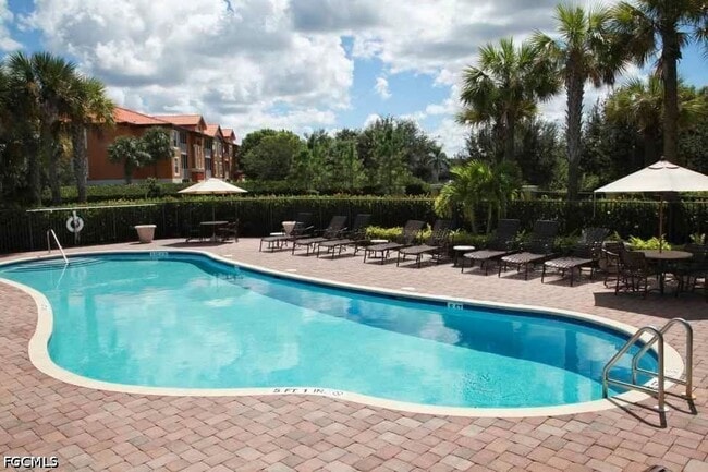 Building Photo - 15790 Portofino Springs Blvd