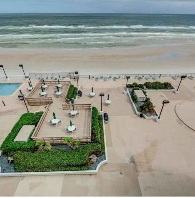 Building Photo - 3003 S Atlantic Ave