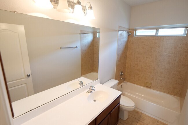 Building Photo - 21339 Pine Monte Ridge Ln