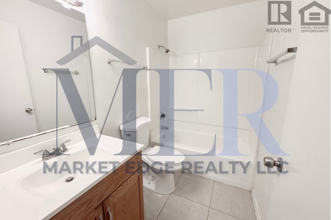 Building Photo - 2Bed/2Bath Townhome at Indian School/67th Ave! $199 MOVE-IN SPECIAL! Ready for Immediate Move-In!