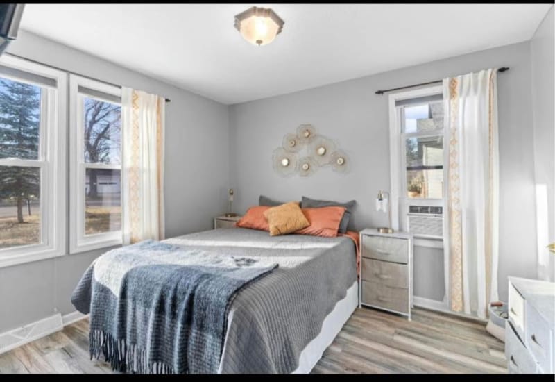 Building Photo - 38697 4th Ave