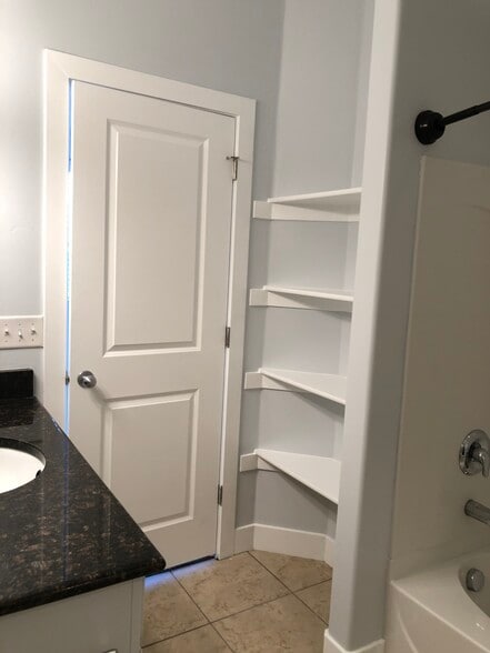 Master Bathroom - 4528 W South Jordan Pky