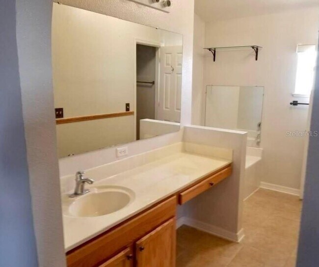 Building Photo - 2113 Aitkin Loop