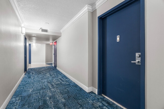 Building Photo - 1361 S Ocean Blvd