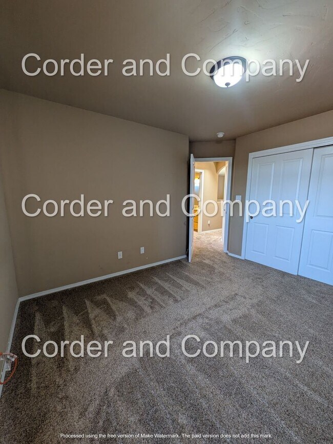 Building Photo - Massive 2 Story 3Bedroom 2.5 Bathroom, 2 Car Garage Townhouse at 1,838 Sq Ft.