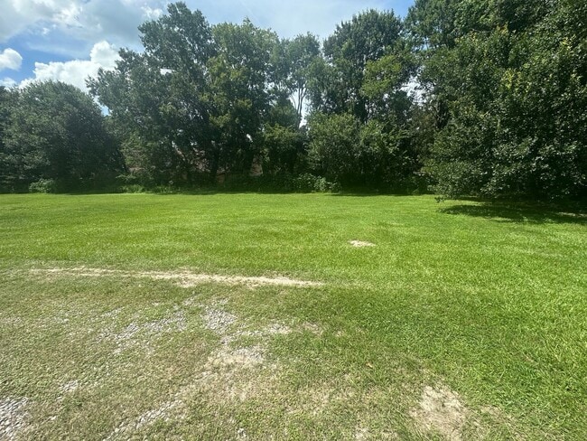 Building Photo - 3-bedroom, 2-bathroom Mobile Home Now Avai...