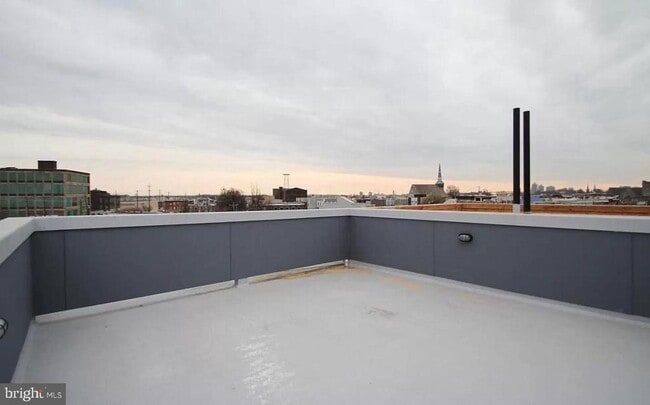 Building Photo - 2564 Frankford Ave
