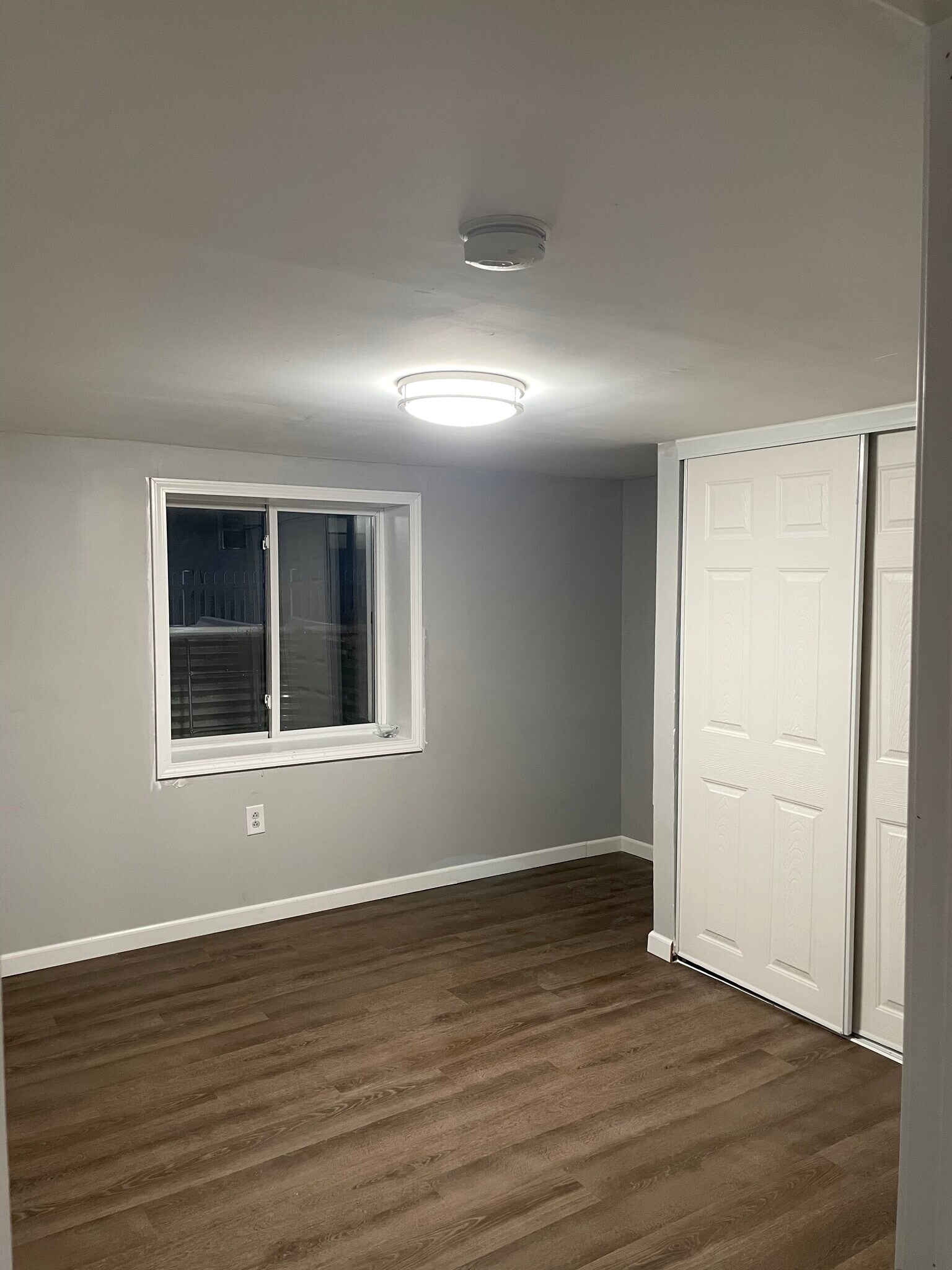 Bed4 - 710 Park Ave