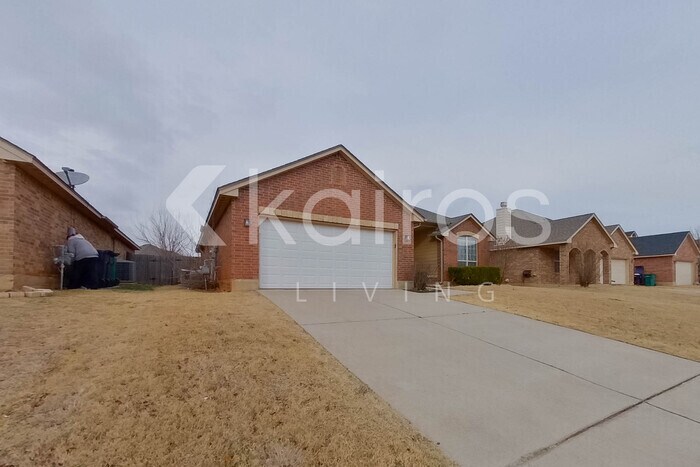 Building Photo - 2421 NW 158th St