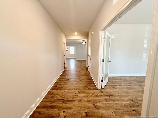 Building Photo - 155 Silk Oak Dr