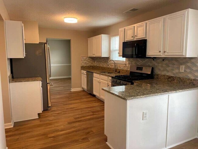 Building Photo - 408 Canoga Ct