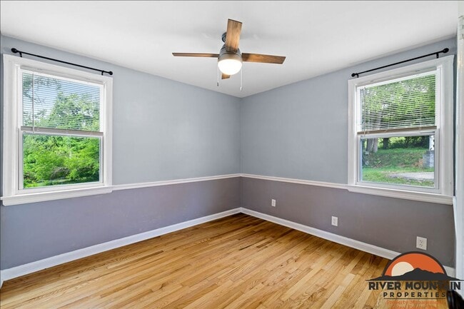 Building Photo - Cozy Single-Family Home in Christiansburg