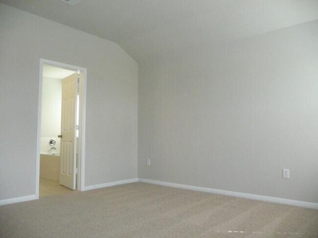 Building Photo - 18409 Bandelier Dr