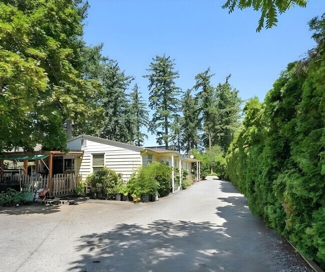 Building Photo - 0125-01