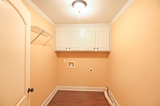 Building Photo - 810 Windlass Cove