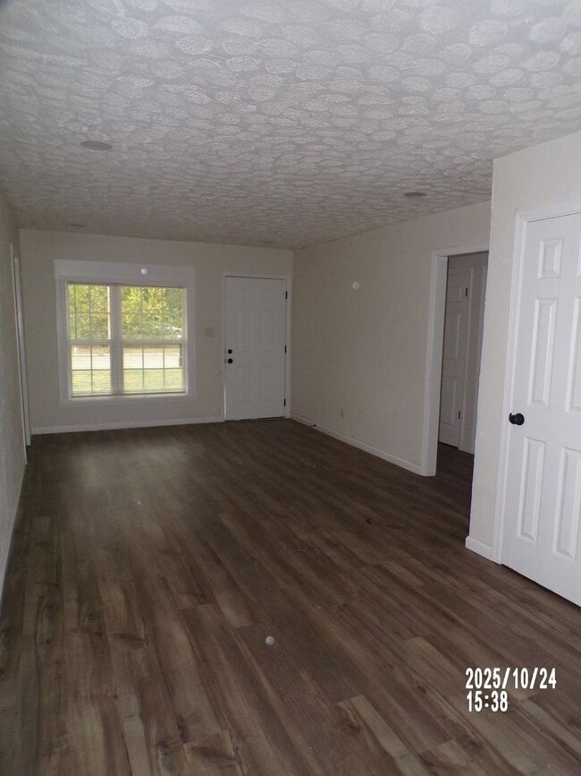 Building Photo - Fantastic redo