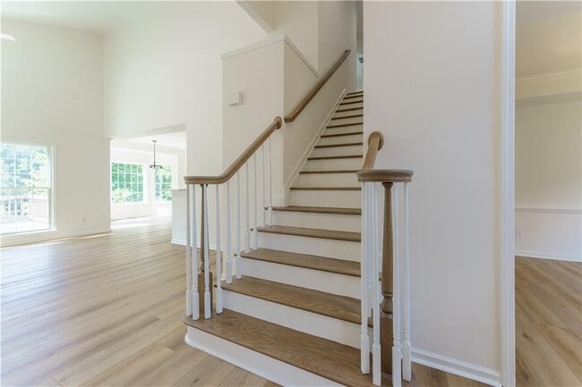 Building Photo - 3272 Pomarine Ln NW