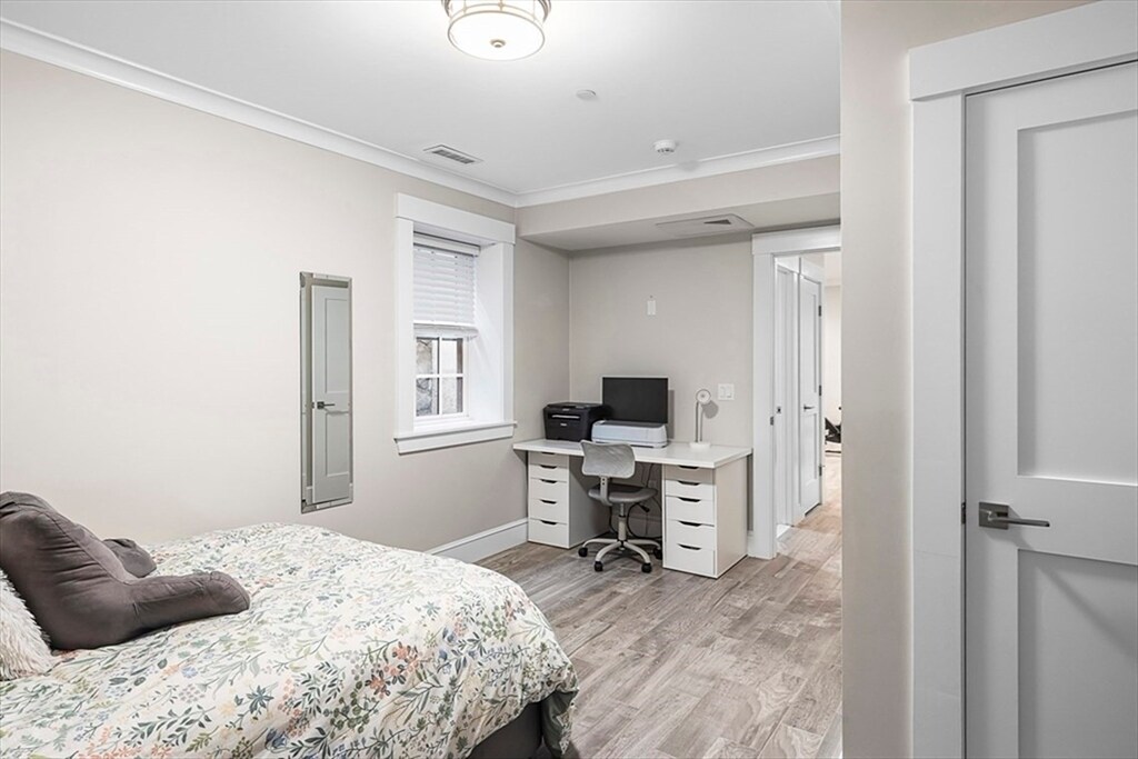 Building Photo - 119 Highland Ave