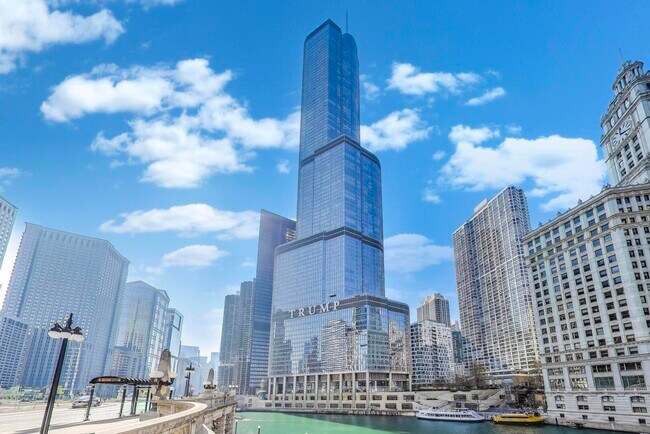 Building Photo - 401 N Wabash Ave