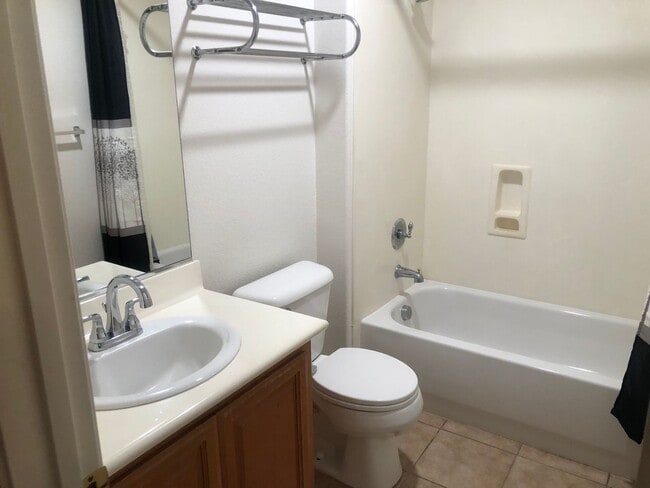 Building Photo - 2306 Campbell Cir