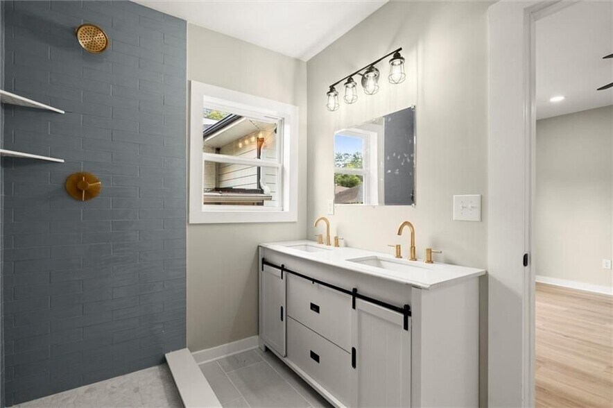 Building Photo - 1332 Thurgood St SW