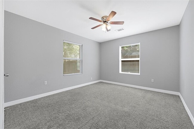 Building Photo - 7523 Azalea St