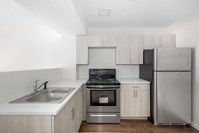 Building Photo - 915 Dawson Street, LLC