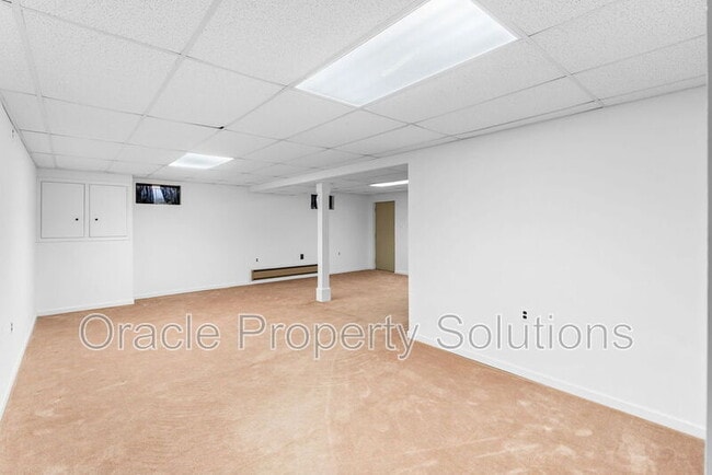 Building Photo - 8009 Frontier Dr