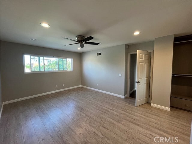 Building Photo - 10436 Amestoy Ave