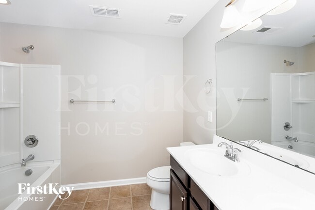 Building Photo - 7357 Elbens Ln SW