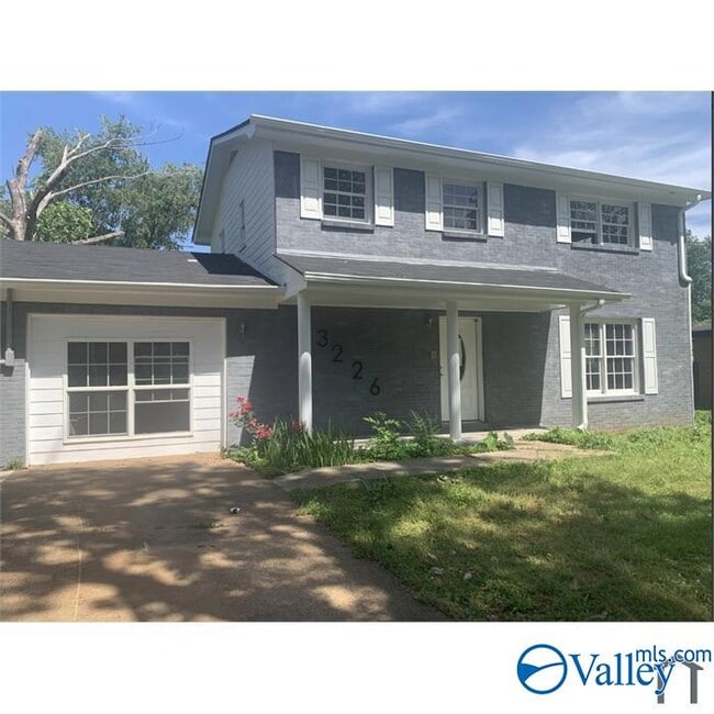 Primary Photo - 3226 W Helena Dr NW