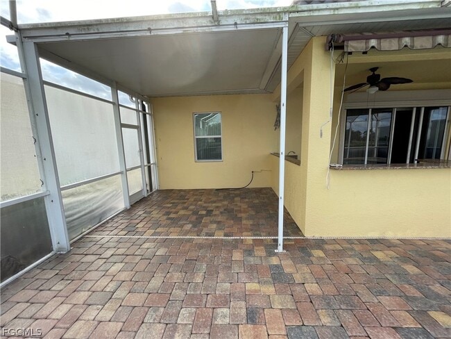 Building Photo - 3023 Lake Manatee Ct